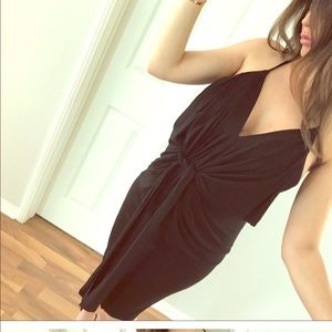 Reposh💐sexy LBD twist front black dress